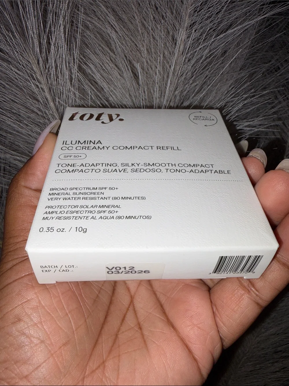 toty. Ilumina CC Creamy Compact Refill -